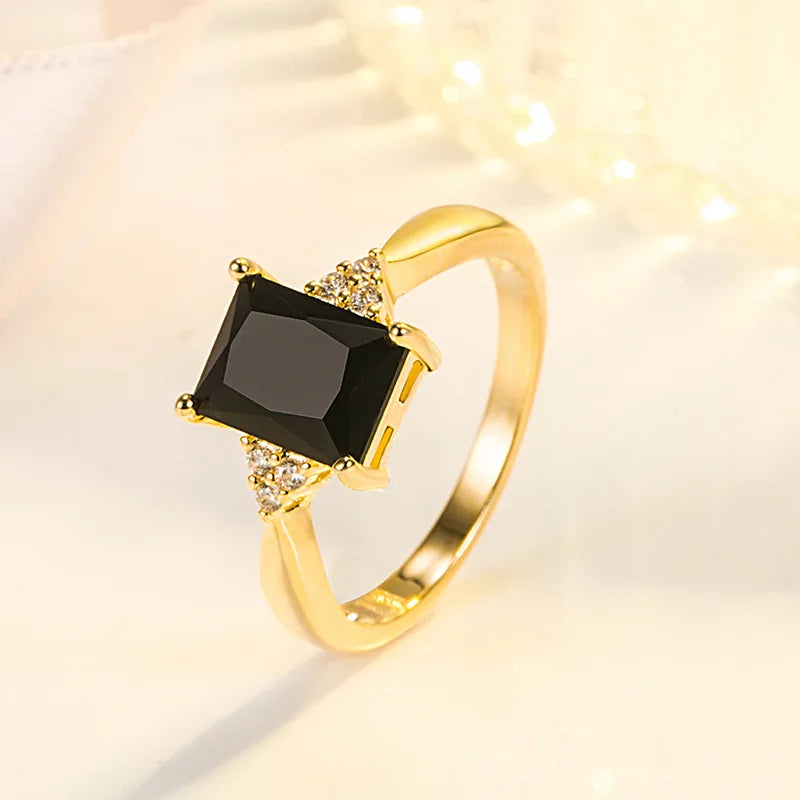 Anillo de Piedra Obsidiana Natural en Oro 14K