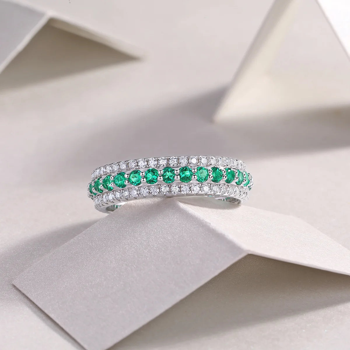 Anillo Aura Moissanite – Plata 925 Oval 0.3ct