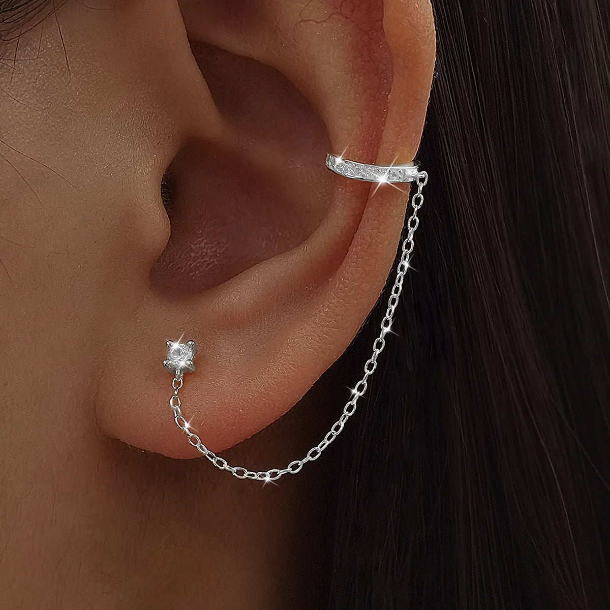 Arete Clip con Cadena y Tassel – Moda para Mujer, Un Solo Piercing